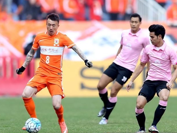 亚冠首轮：武里南联 vs 浙江，东方对决点燃亚洲足球激情